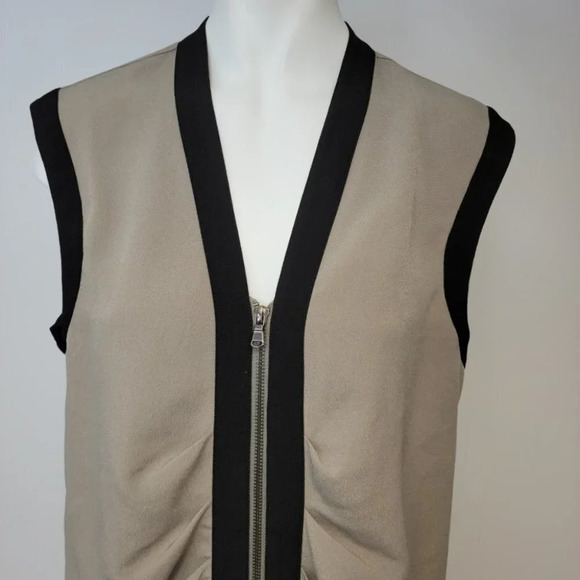 Kenneth Cole Reaction Zip Front Dress - Picture 3 of 5